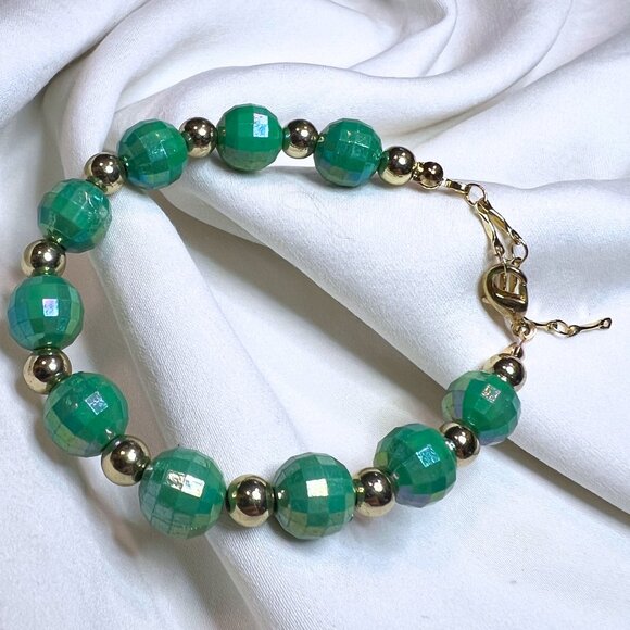 Arwen and Gwen Emerald Green Beaded Clasp Bracelet - Picture 1 of 5